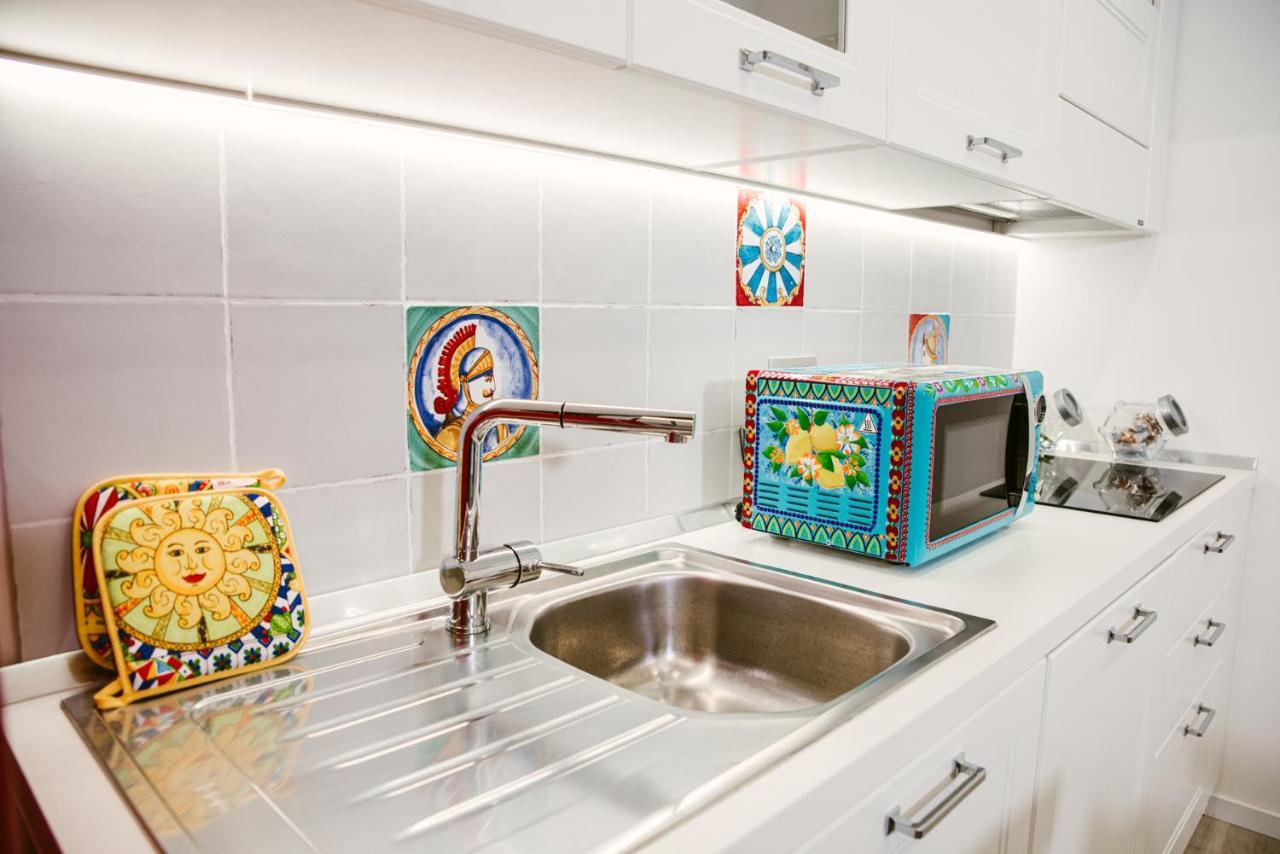 Il Moro Boutique Apartment Aeroporto di Catania Fontana Rossa Esterno foto